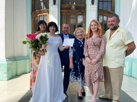 В Астрахани состоялась торжественная регистрация брака  вынужденных переселенцев из Мариуполя