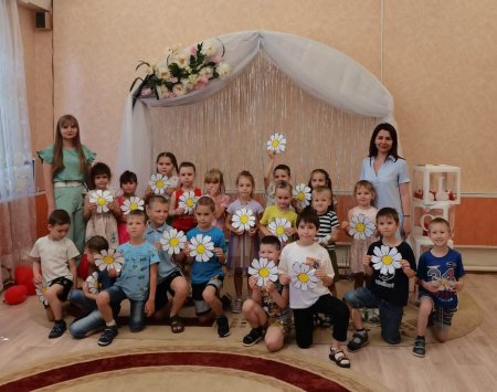 День семьи, любви и верности стал поводом для мероприятий с детьми в отделах службы ЗАГС Астраханской области