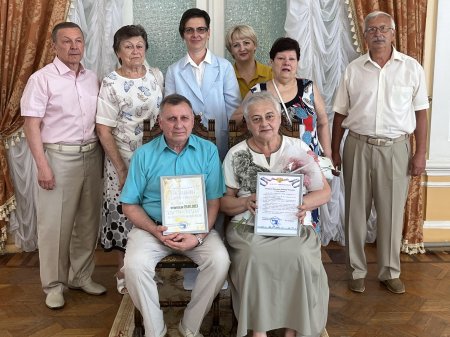Золотое время – семья Васильковых отметила 50 лет со дня бракосочетания