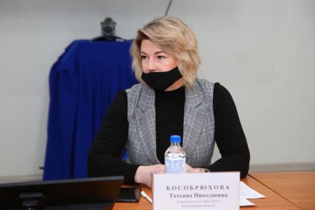 Руководитель Астраханской службы ЗАГС приняла участие в депутатском приёме